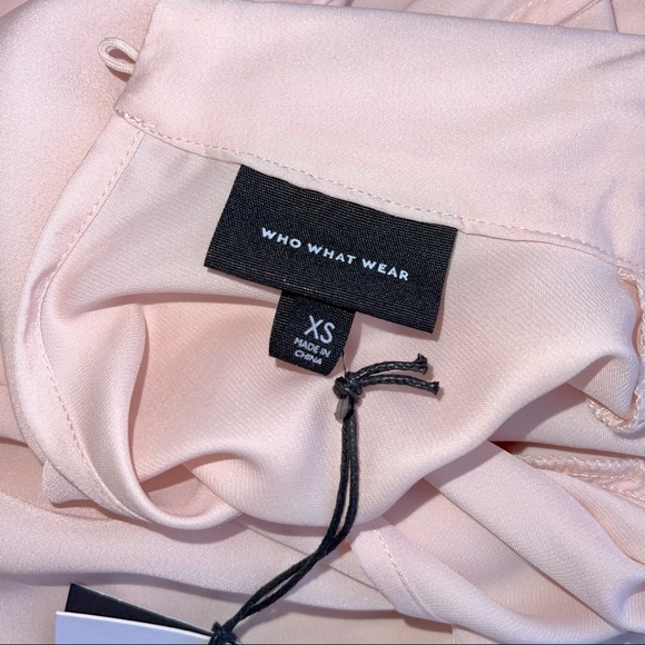 NWT Who What Wear Peach Blush High-Neck Blouse XS - Picture 7 of 8